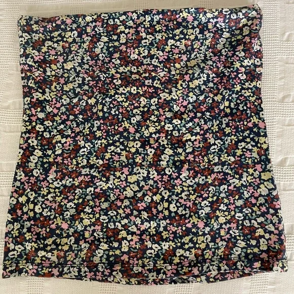 Flower top - Picture 1 of 1